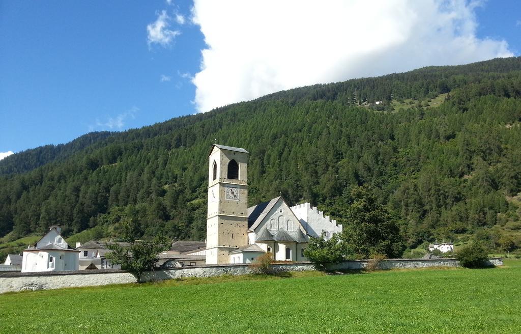 Hotel Chavalatsch Müstair Exteriér fotografie